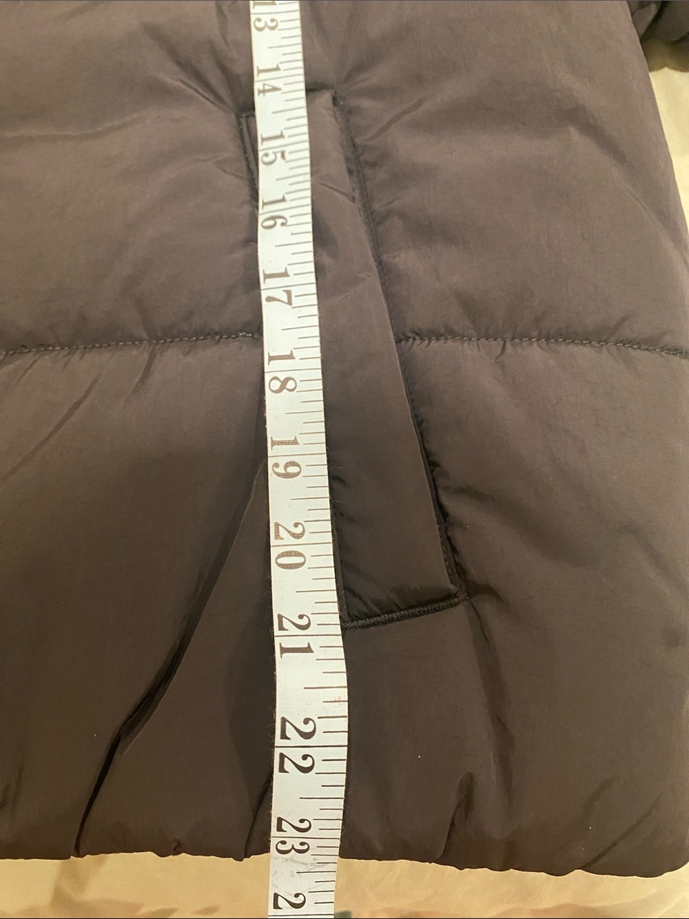 Nike Women’s Black Hooded Puffer Jacket - Large - Picture 5 of 7